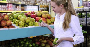 10 tips για να τρώτε υγιεινά κάνοντας οικονομία